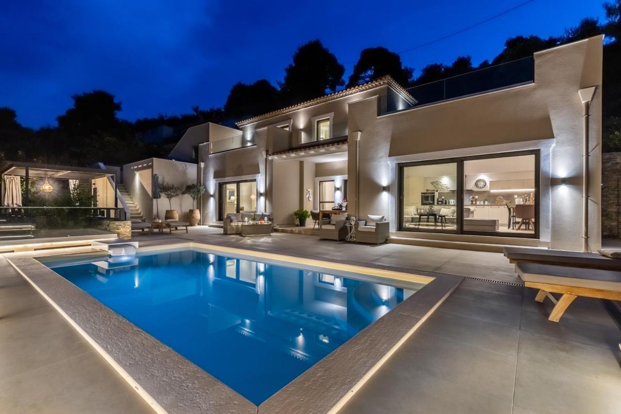 Villa Politimi Luxury Retreat สโกเปลอสทาวน์ ภายนอก รูปภาพ