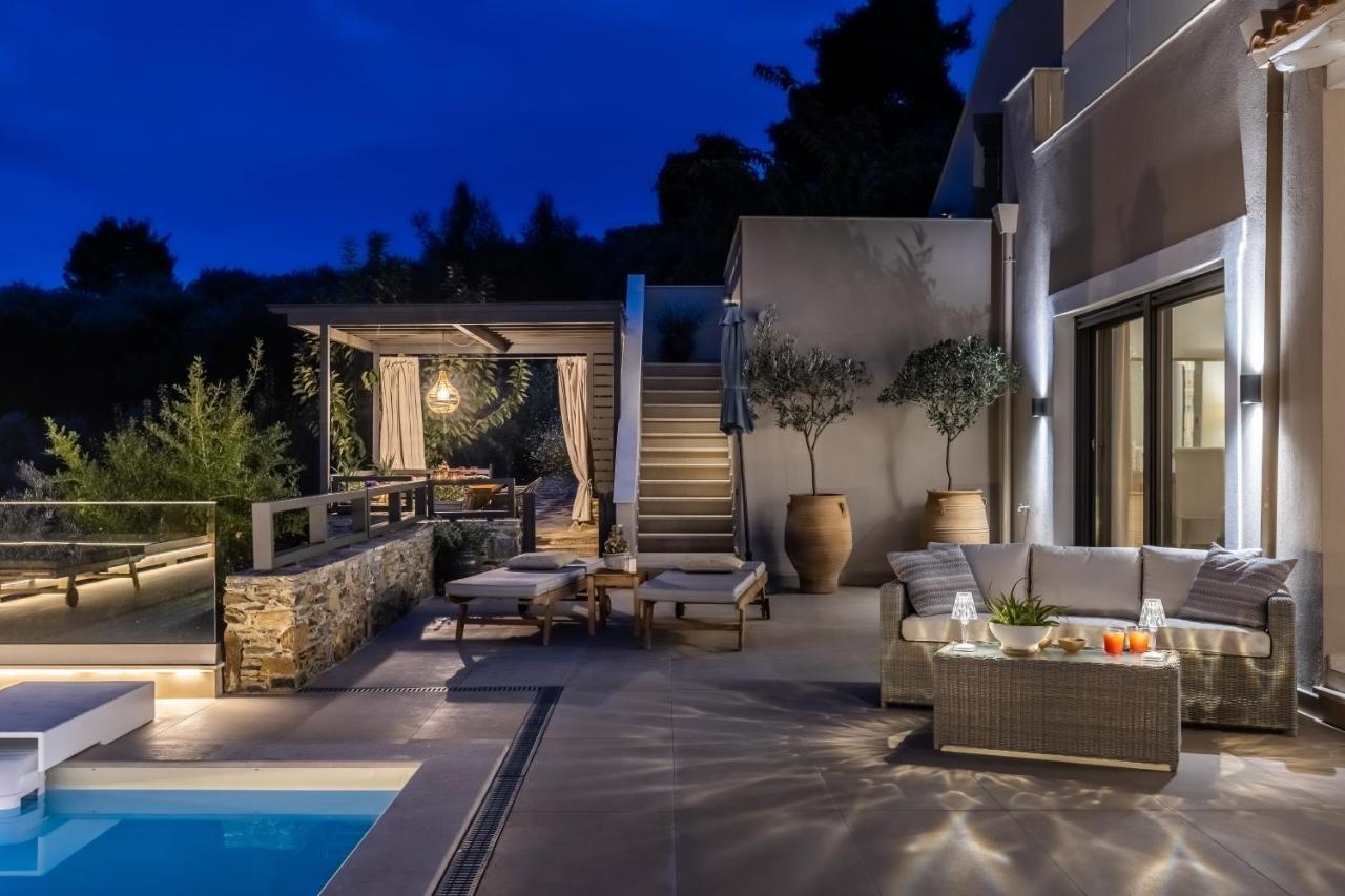 Villa Politimi Luxury Retreat สโกเปลอสทาวน์ ภายนอก รูปภาพ
