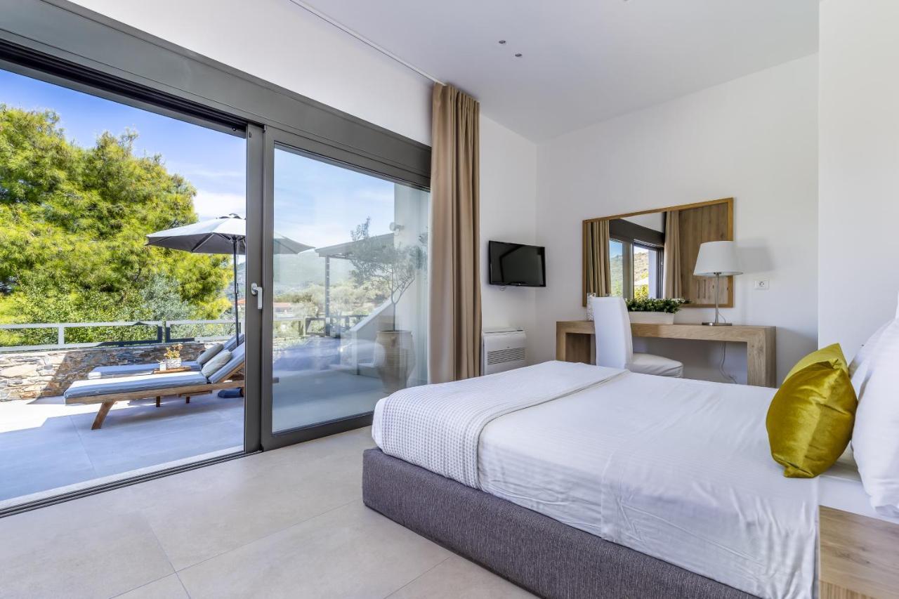 Villa Politimi Luxury Retreat สโกเปลอสทาวน์ ภายนอก รูปภาพ
