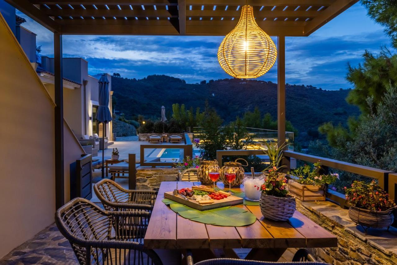 Villa Politimi Luxury Retreat สโกเปลอสทาวน์ ภายนอก รูปภาพ